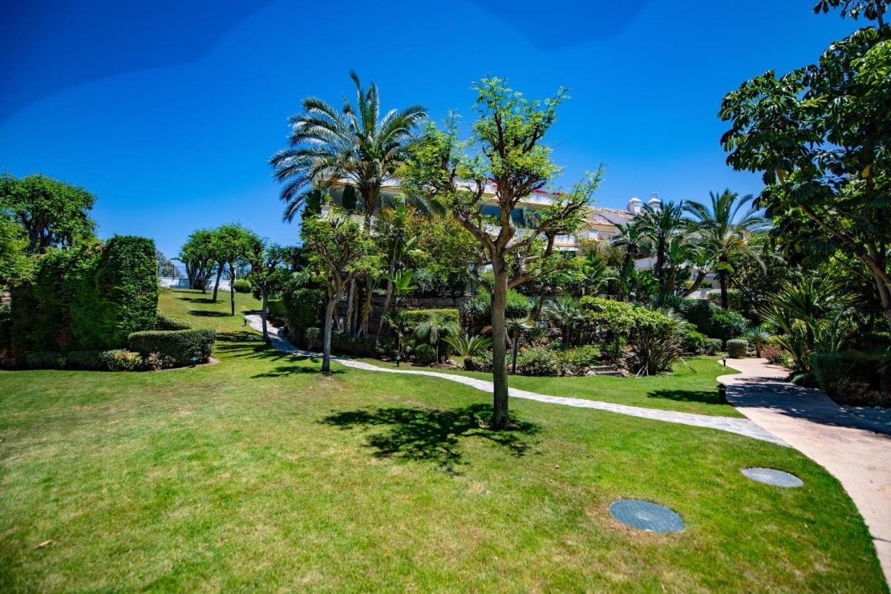 Luxury Apartment At Lomas Del Rey, Puente Romano Marbella Exterior photo