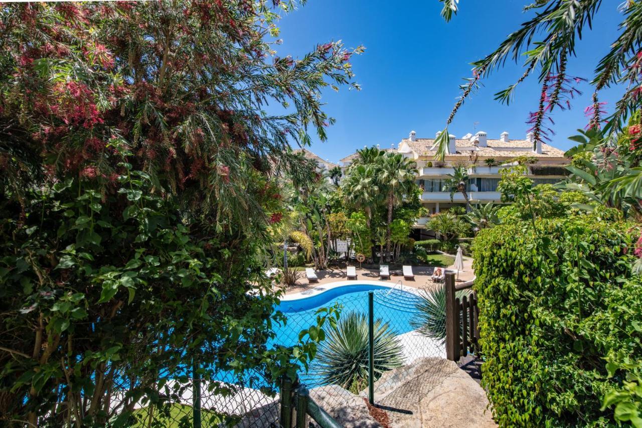 Luxury Apartment At Lomas Del Rey, Puente Romano Marbella Exterior photo